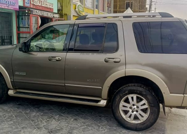 Ford Explorer 2006 for Sale In Lagos