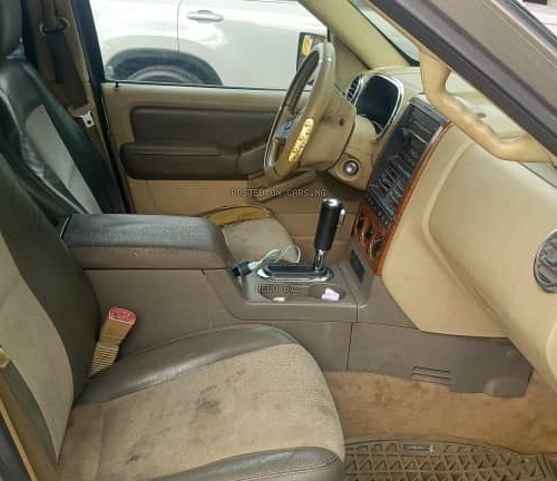 Ford Explorer 2006 for Sale In Lagos
