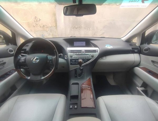 Foreign Used Lexus RX350 2010 for Sale In Lagos