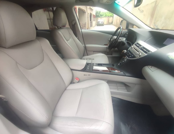 Foreign Used Lexus RX350 2010 for Sale In Lagos