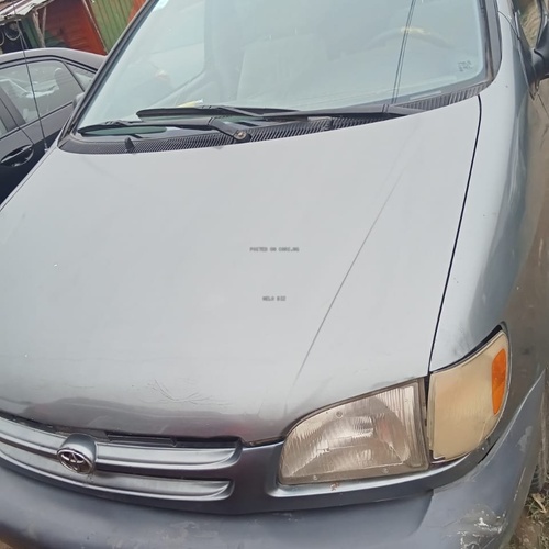 Toyota Sienna 2000 for Sale In Lagos