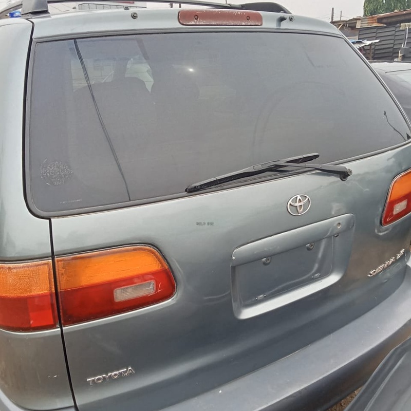 Toyota Sienna 2000 for Sale In Lagos image