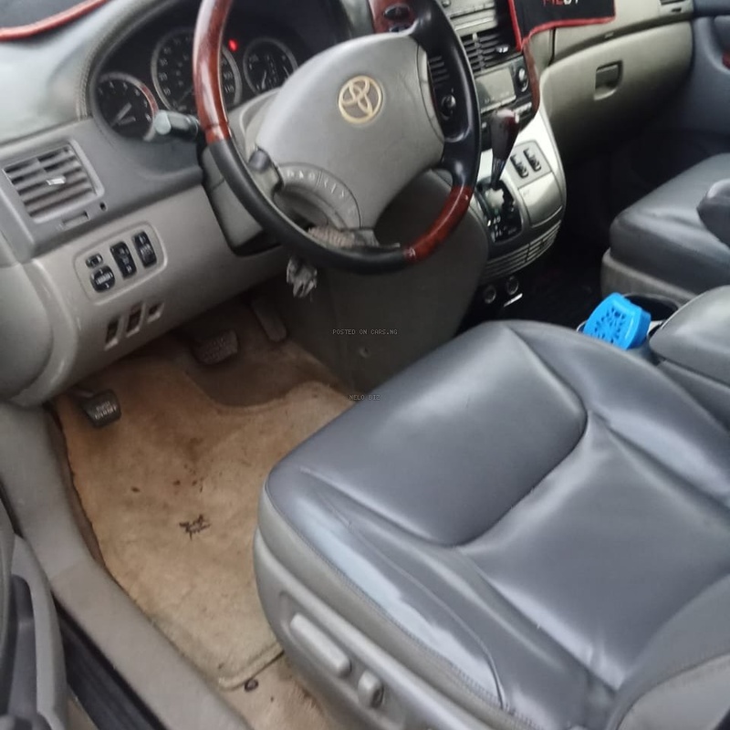 Toyota Sienna 2005 for Sale In Lagos image