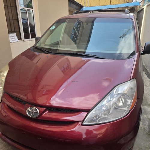 Toyota Sienna 2009 for Sale In Lagos