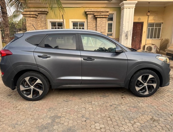 Foreign Used 2016 Hyundai Tucson Sport for Sale In Abuja