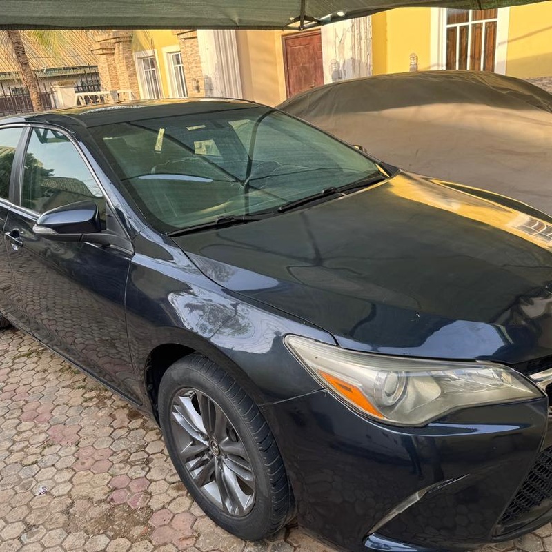 Neatly Used 2016 Toyota Camry for Sale In Abuja image