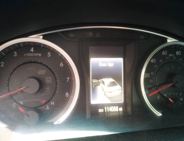 Neatly Used 2016 Toyota Camry for Sale In Abuja