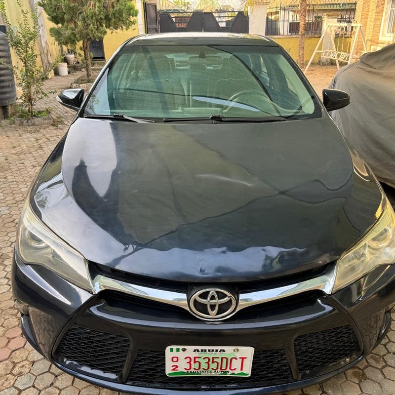 Neatly Used 2016 Toyota Camry for Sale In Abuja image