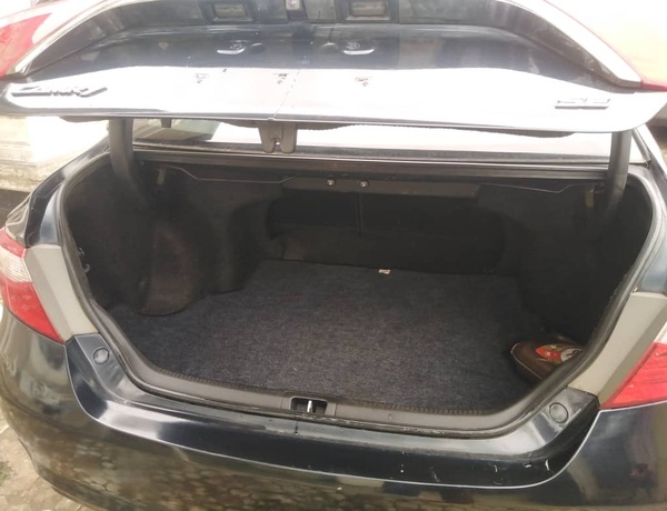 Neatly Used 2016 Toyota Camry for Sale In Abuja