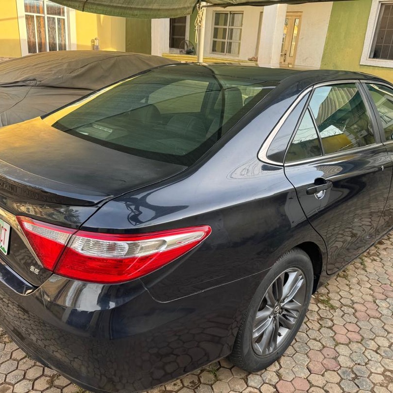 Neatly Used 2016 Toyota Camry for Sale In Abuja image