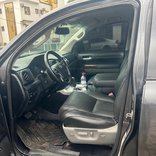 Toyota Tundra 2011 Upgraded to 2016 for Sale In Lagos