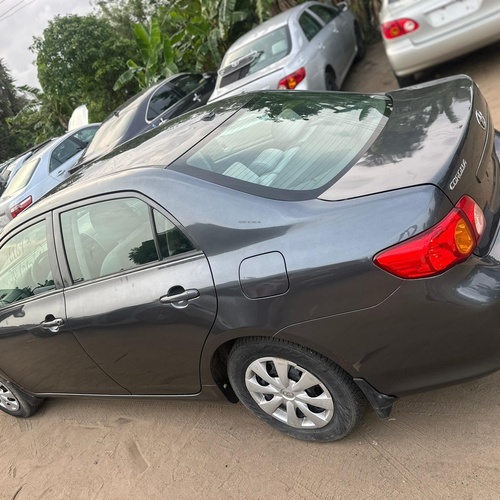 Foreign Used Toyota Corolla LE 2010 for Sale In Alimosho Lagos