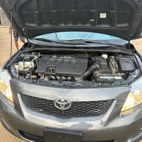 Foreign Used Toyota Corolla LE 2010 for Sale In Alimosho Lagos