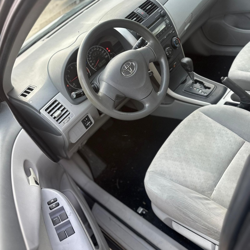 Foreign Used Toyota Corolla LE 2010 for Sale In Alimosho Lagos image