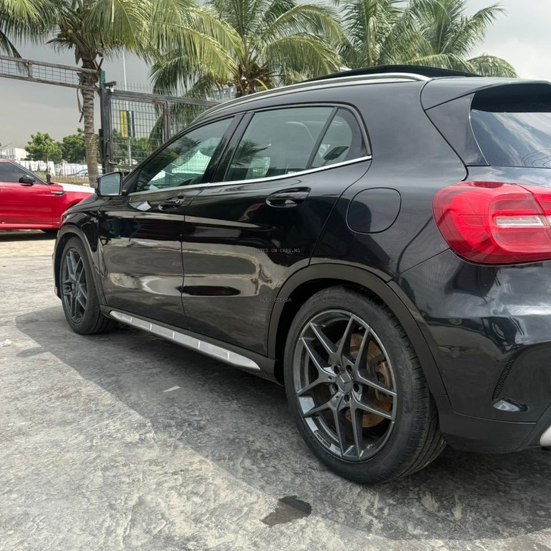 Sharp Nigerian Used 2015 Mercedes Benz GLA45 AMG for Sale In Abuja image