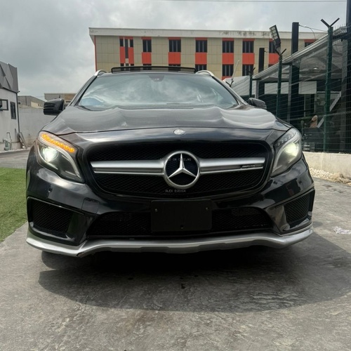 Sharp Nigerian Used 2015 Mercedes Benz GLA45 AMG for Sale In Abuja