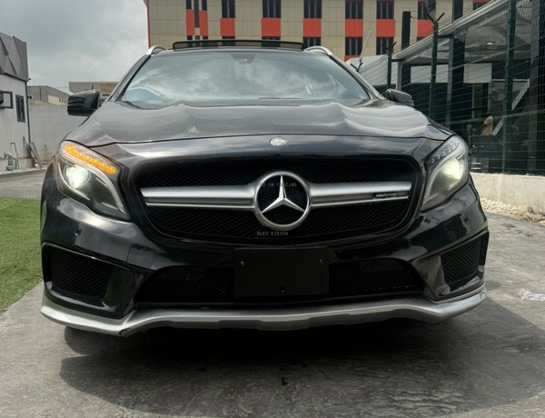 Sharp Nigerian Used 2015 Mercedes Benz GLA45 AMG for Sale In Abuja