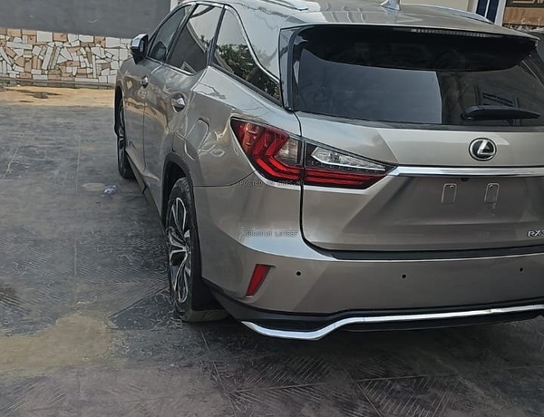 Foreign Used 2018 Lexus RX 350L for Sale In Lagos