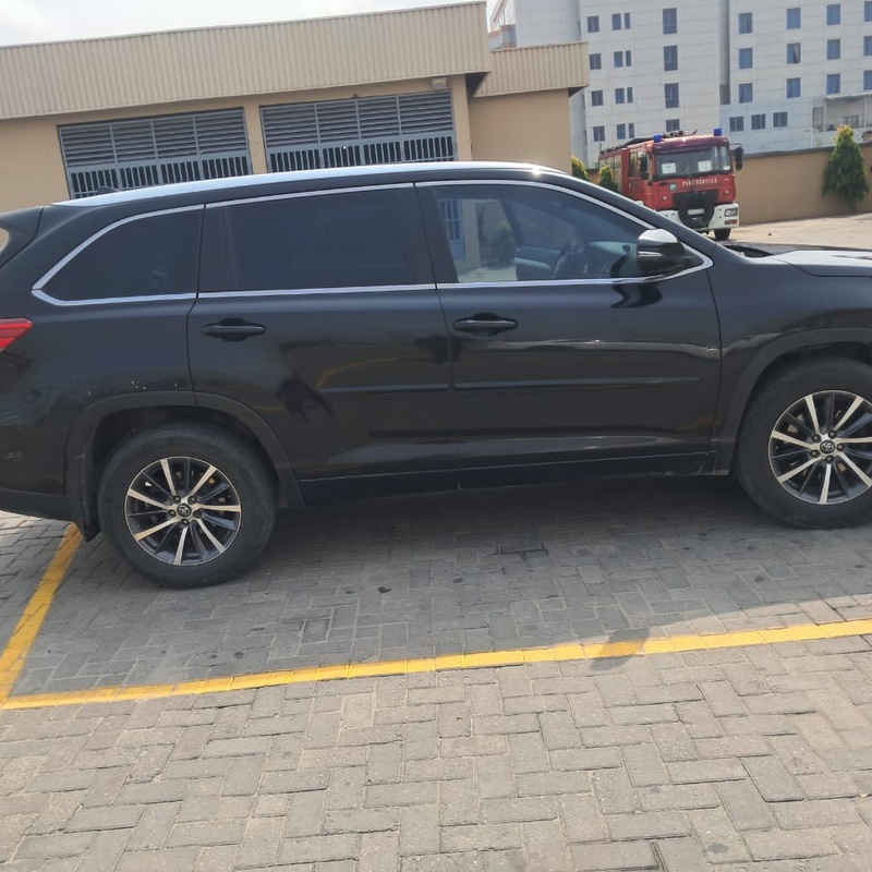 Toyota Highlander 2017 for Sale  In Lekki Lagos image