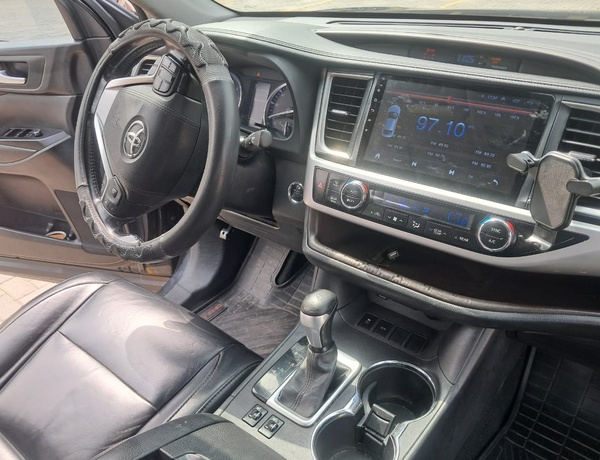 Toyota Highlander 2017 for Sale  In Lekki Lagos