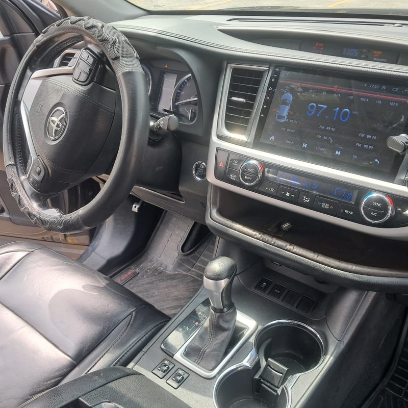 Toyota Highlander 2017 for Sale  In Lekki Lagos image