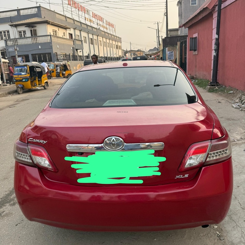 Nigerian Used 2010 Toyota  Camry Muscle XLE for Sale In Lagos image