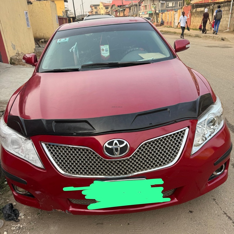 Nigerian Used 2010 Toyota  Camry Muscle XLE for Sale In Lagos image