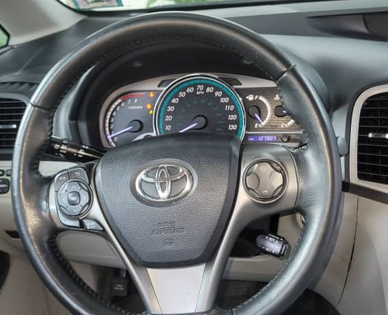 Foreign Used Toyota Venza 2014 for Sale In Lagos