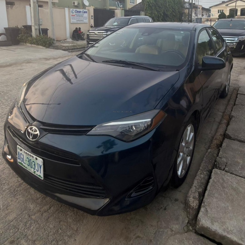 Nigerian Used Toyota Corolla 2017 for Sale In Lekki Lagos image