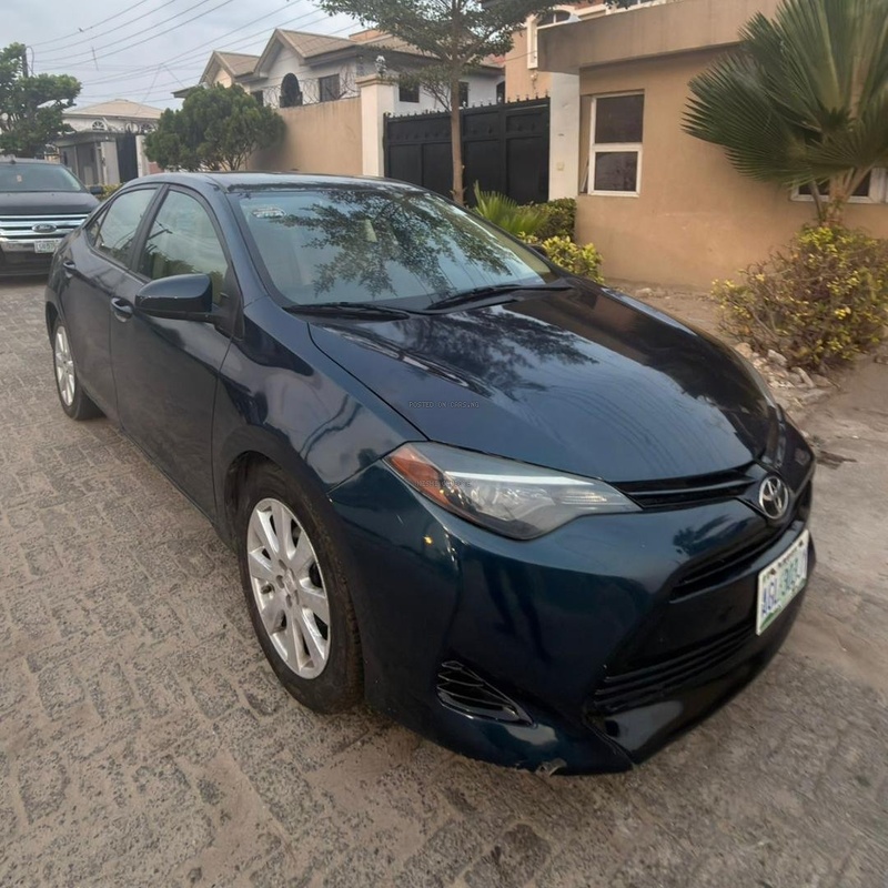 Nigerian Used Toyota Corolla 2017 for Sale In Lekki Lagos image