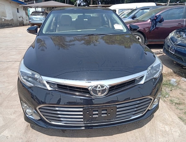 Foreign Used Toyota Avalon 2013 for Sale In Ibadan Oyo State