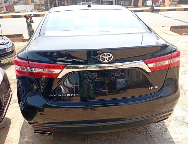 Foreign Used Toyota Avalon 2013 for Sale In Ibadan Oyo State