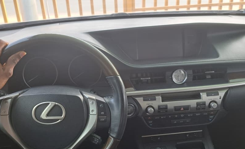 Foreign Used Lexus ES 350 2013 for Sale In Oyo State image