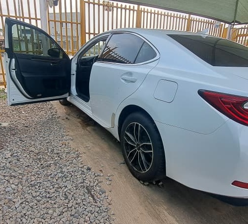 Foreign Used Lexus ES 350 2013 for Sale In Oyo State