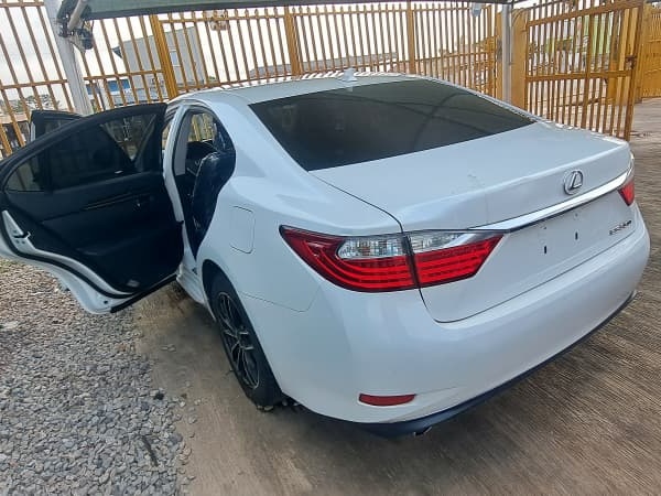 Foreign Used Lexus ES 350 2013 for Sale In Oyo State