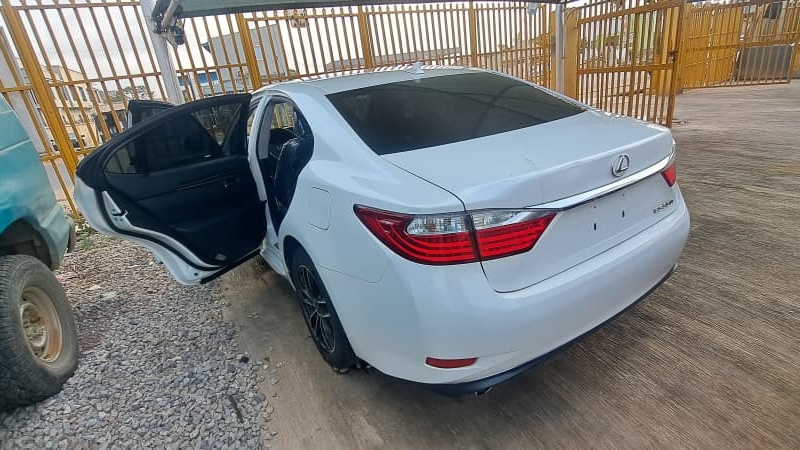 Foreign Used Lexus ES 350 2013 for Sale In Oyo State image