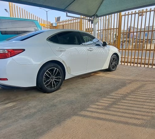 Foreign Used Lexus ES 350 2013 for Sale In Oyo State