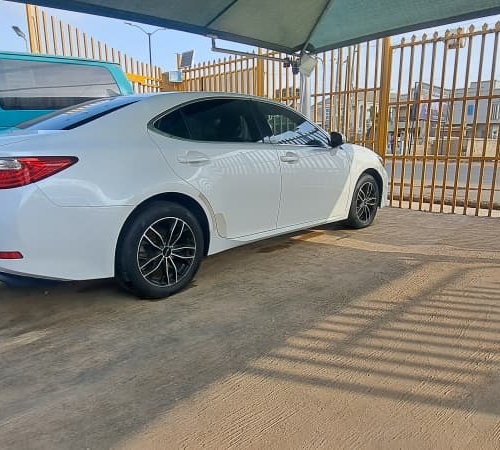 Foreign Used Lexus ES 350 2013 for Sale In Oyo State