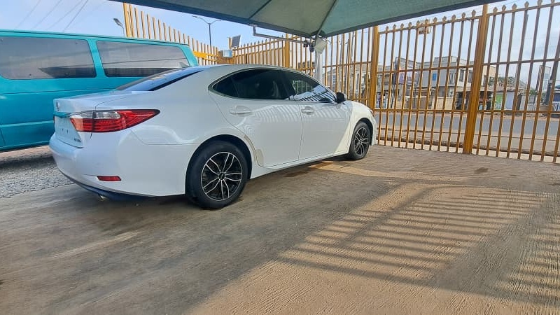 Foreign Used Lexus ES 350 2013 for Sale In Oyo State image