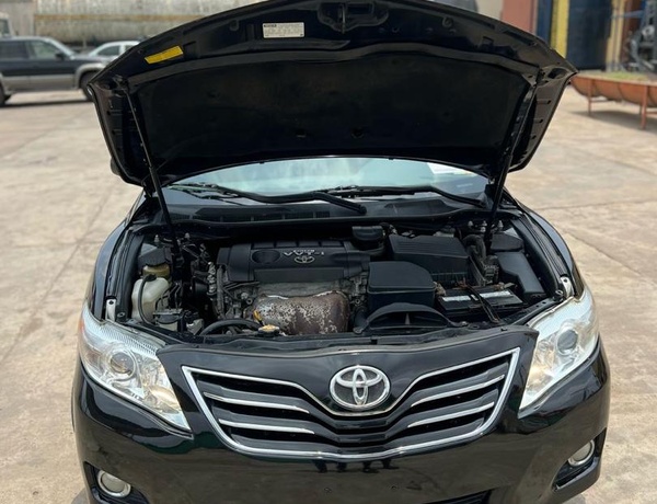 Foreign Used 2010 Toyota Camry XLE for Sale In Lagos