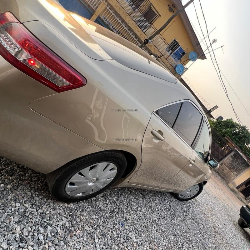Foreign Used 2010 Toyota Camry XLE for Sale In Lagos image