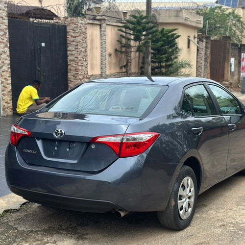 Foreign Used 2015 Toyota Corolla for Sale In Lagos
