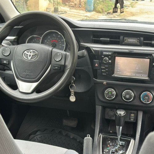 Foreign Used 2015 Toyota Corolla for Sale In Lagos