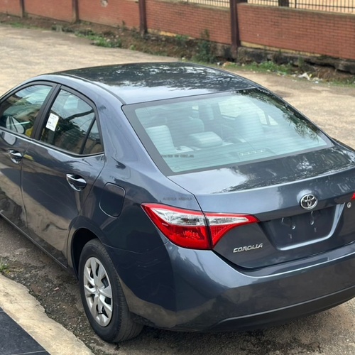 Foreign Used 2015 Toyota Corolla for Sale In Lagos