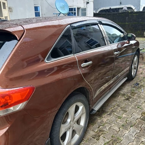 Nigerian Used Toyota Venza 2010 for Sale in Bayelsa