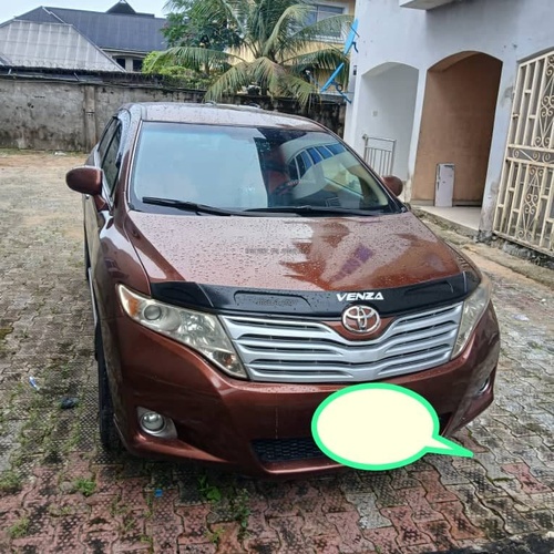 Nigerian Used Toyota Venza 2010 for Sale in Bayelsa
