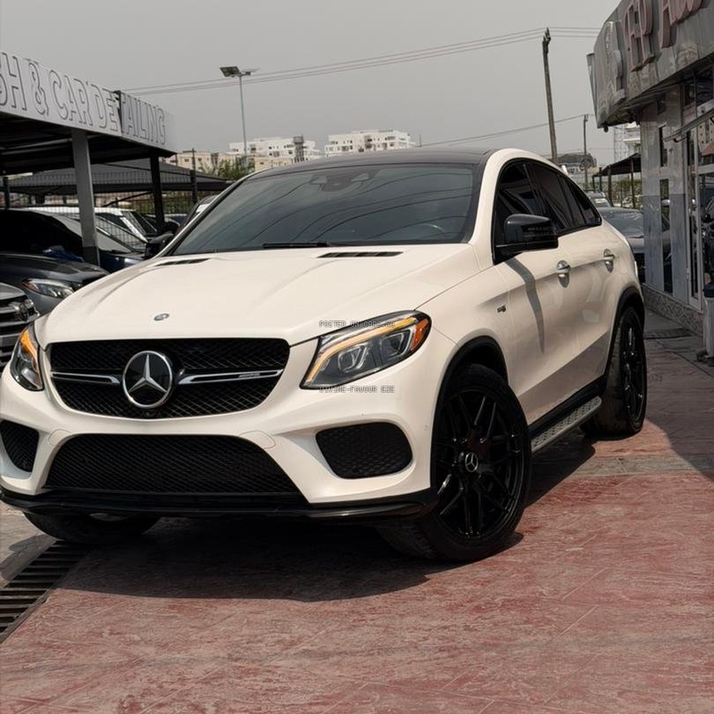 REGISTERED 2017 MERCEDES BENZ GLE 43 FOR SALE IN LAGOS image