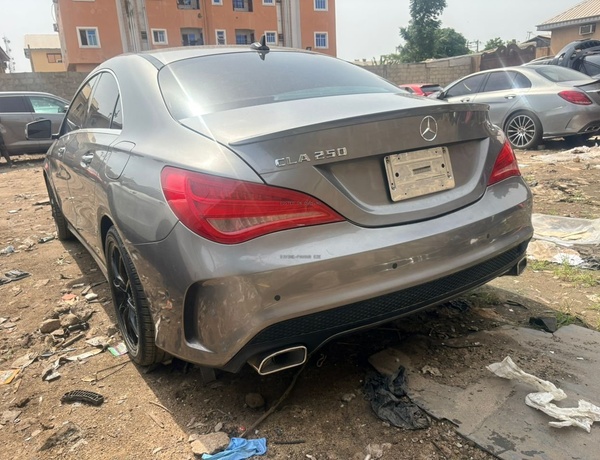 FOREIGN USED MERCEDES BENZ CLA 2016 FOR SALE IN LAGOS