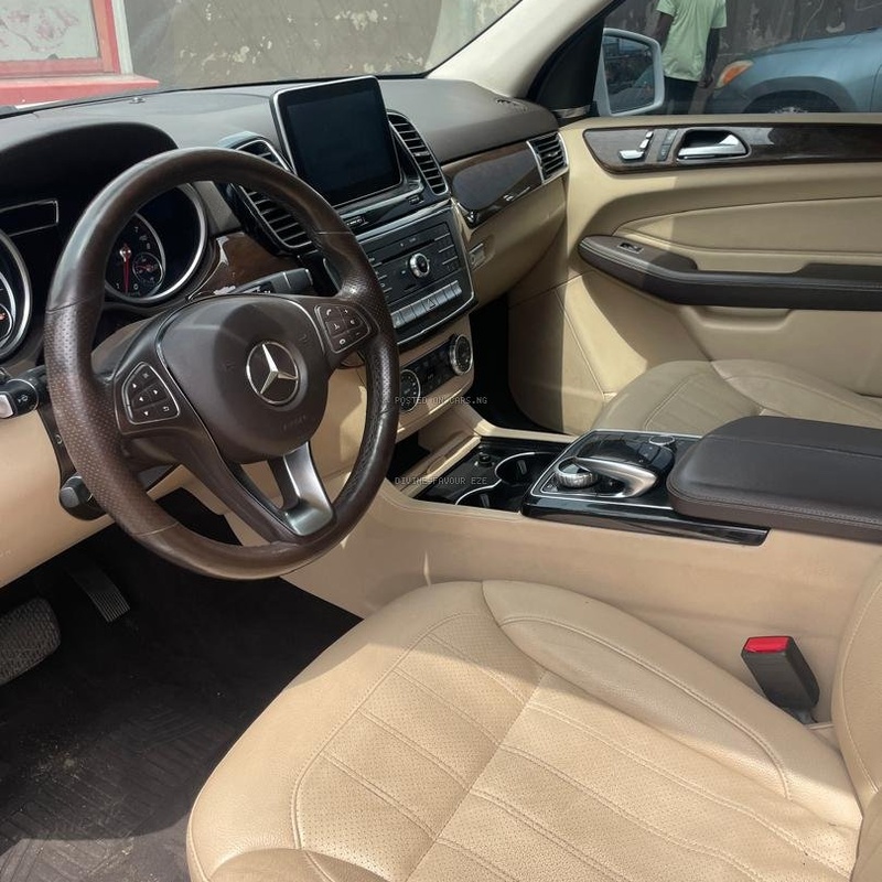 FOREIGN USED MERCEDES BENZ GLE 2017 FOR SALE IN LAGOS image