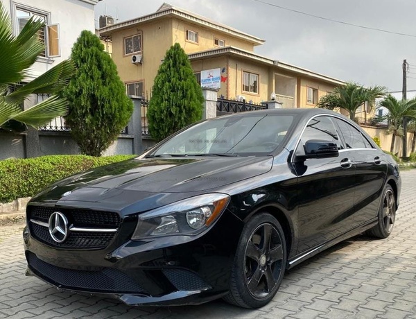 FOREIGN USED MERCEDES BENZ CLA 2015 MODEL FOR SALE IN LAGOS